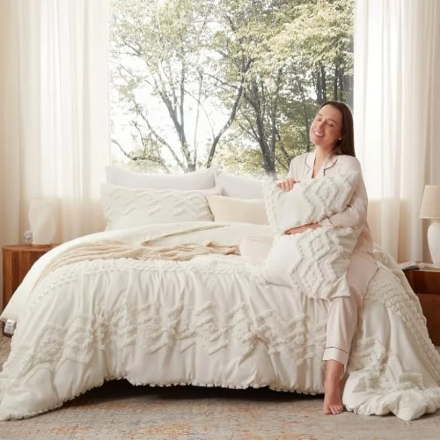 Boho Tufted Comforter Set Size 3 Pieces White Shabby Chic Comforter Farmhouse Embroidery Bed Set Soft Comforter for All Seasons
Boho Tufted Comforter Set Size 3 Pieces White Shabby Chic Comforter Farmhouse Embroidery Bed Set Soft Comforter for All Seasons