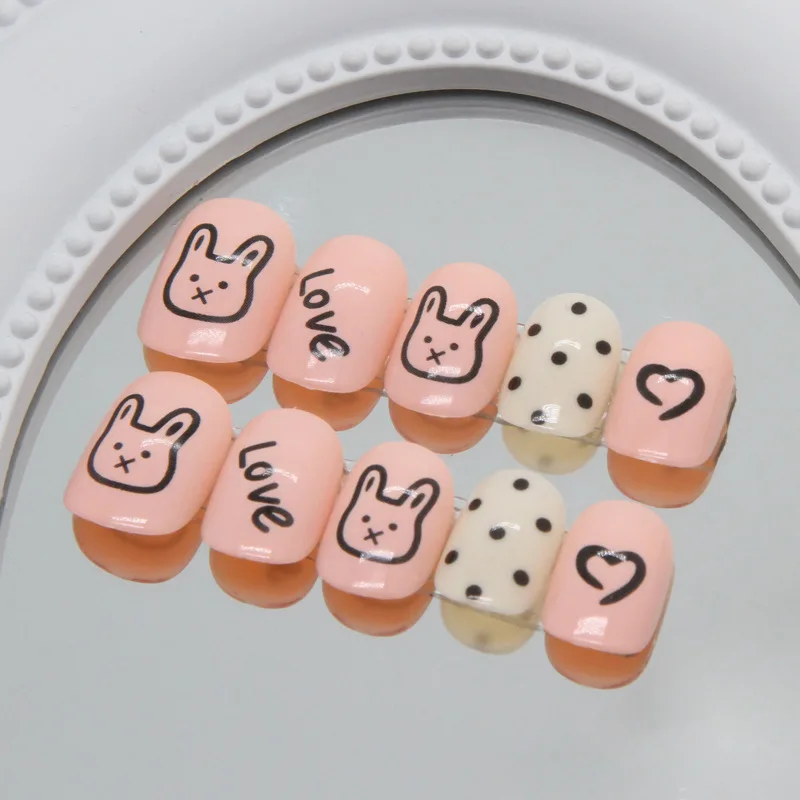24Pcs Short Oval Press on Nails Pink and Cute Bunny Simple Drawing Fake Nail Childlike Sweet Children Removable Wearable Nail
24Pcs Short Oval Press on Nails Pink and Cute Bunny Simple Drawing Fake Nail Childlike Sweet Children Removable Wearable Nail