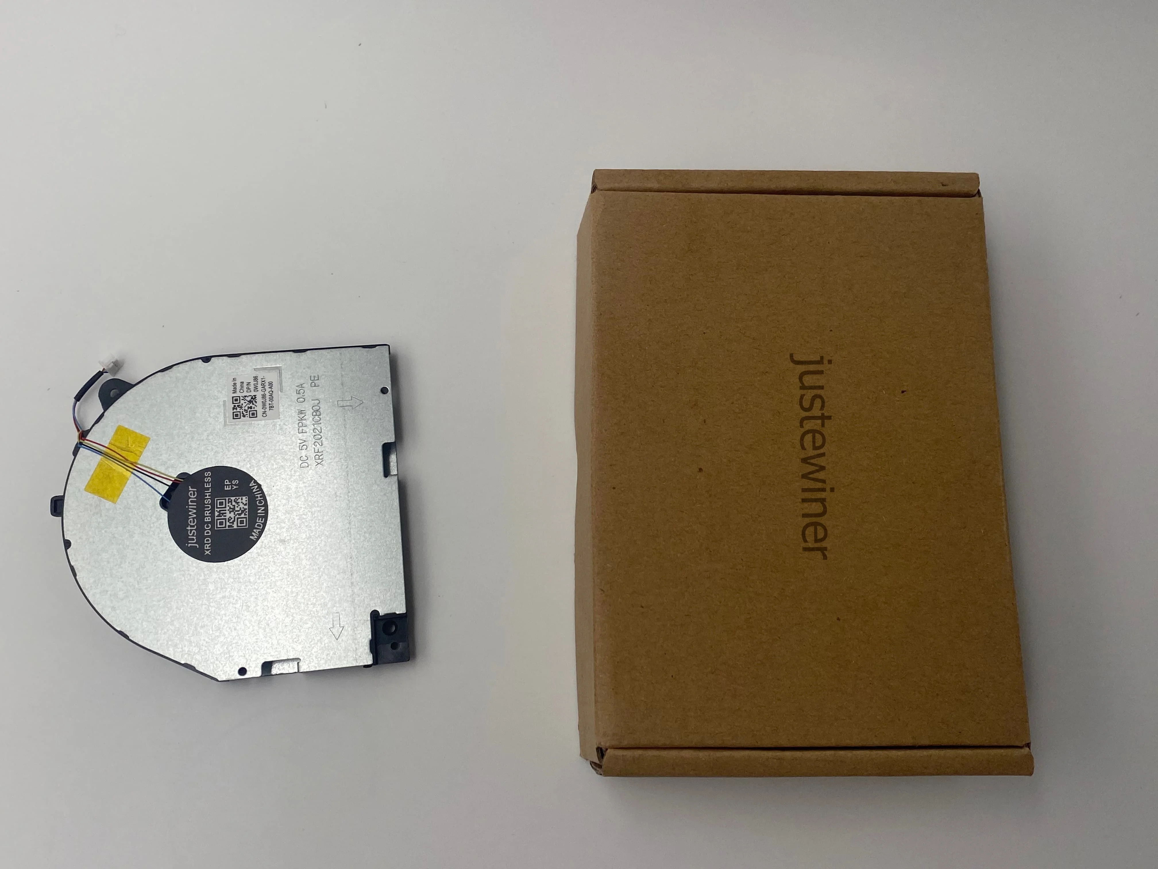 Вентилятор охлаждения процессора ноутбука Justewiner 3000 об/мин для Lenovo Y7000 18 моделей Параметры вентилятора графического процессора
Вентилятор охлаждения процессора ноутбука Justewiner 3000 об/мин для Lenovo Y7000 18 моделей Параметры вентилятора графического процессора