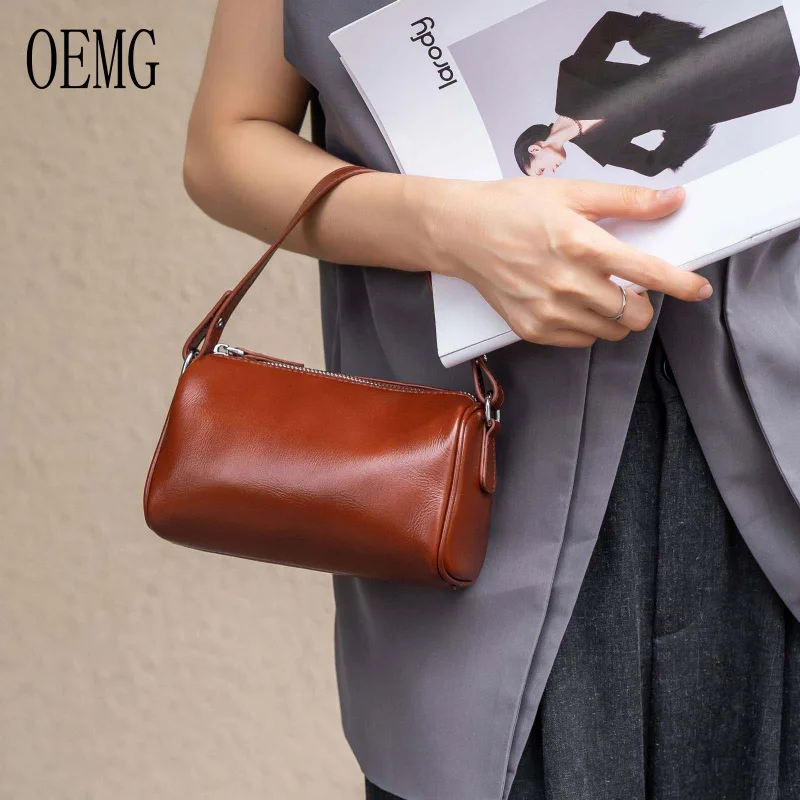 Oemg 2025 new handbag leather bag soft leather minimalist crossbody bag women female luxury bag shoulder bag vintage bag
Oemg 2025 new handbag leather bag soft leather minimalist crossbody bag women female luxury bag shoulder bag vintage bag