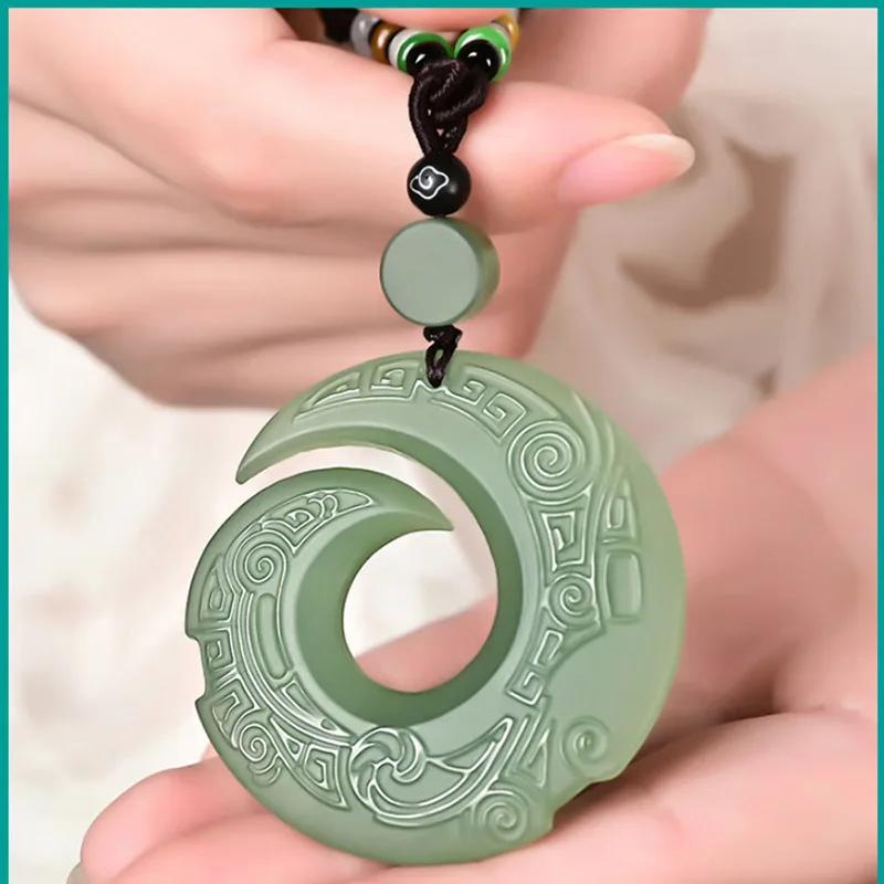 Hetian Men and Women, Hollow Necklace, Pendant that Changes Fortune, Lake Green Jade
Hetian Men and Women, Hollow Necklace, Pendant that Changes Fortune, Lake Green Jade