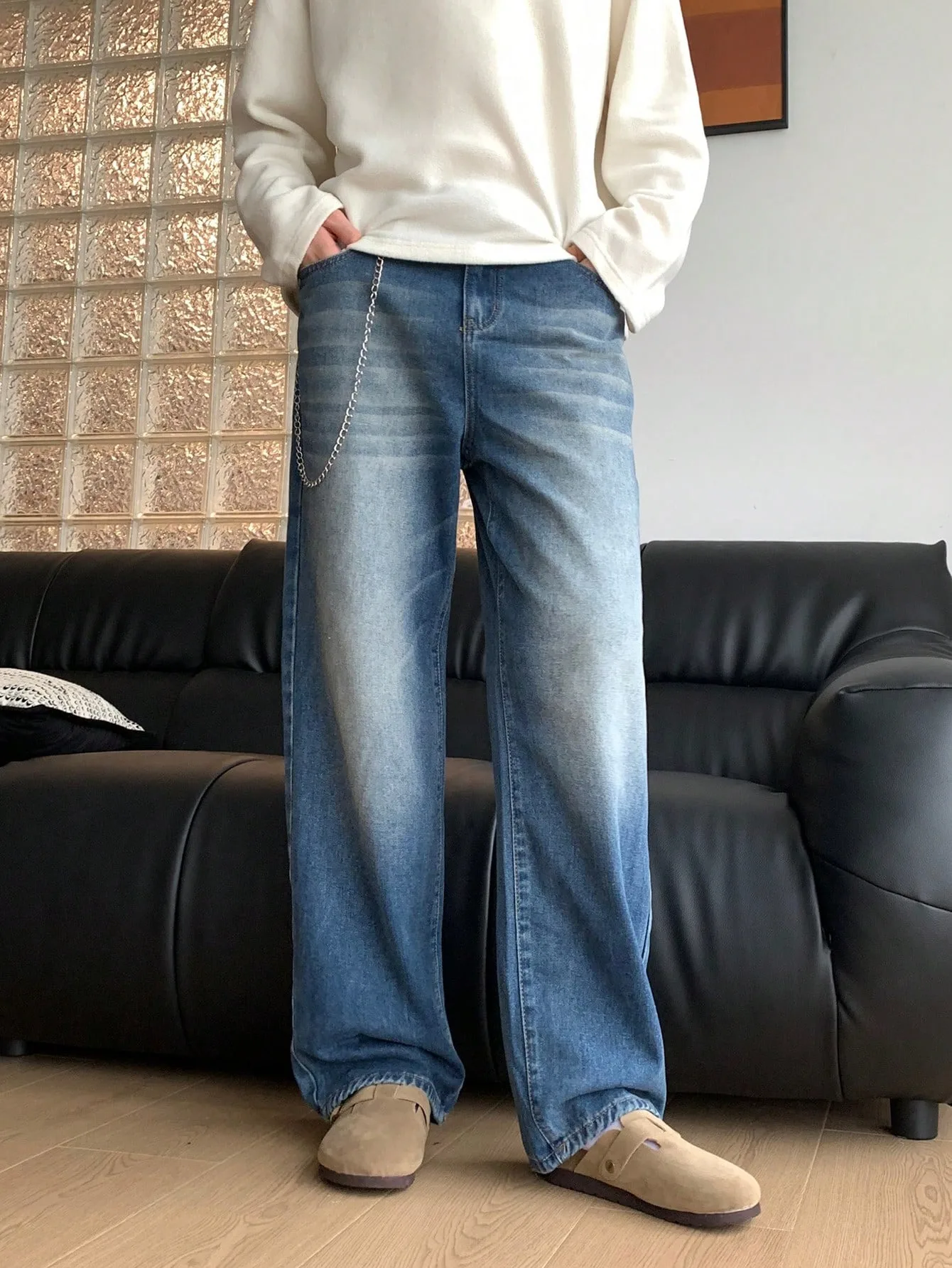 Men's Blue Baggy Jeans Pants Y2K Original Drip Fashion Casual Denim Trousers No accessories or belts included
Men's Blue Baggy Jeans Pants Y2K Original Drip Fashion Casual Denim Trousers No accessories or belts included