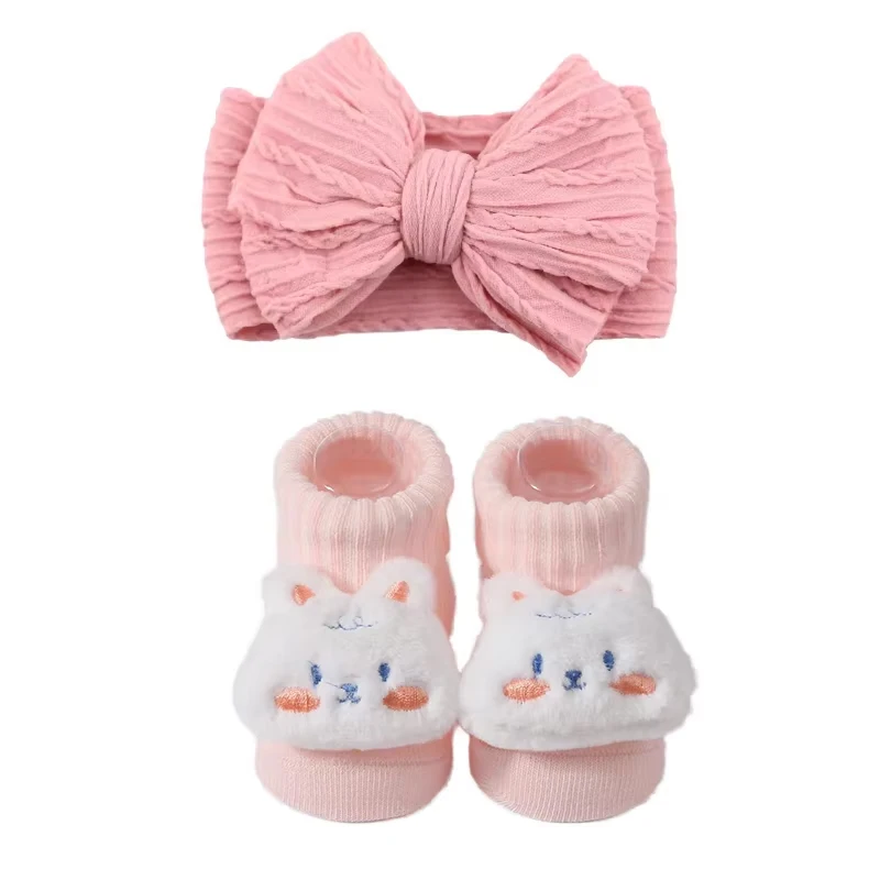 1Set 0-6M Cartoon Baby Socks Head Band Sets for Newborn Infant Cotton Breathable Soft Short Socks Nylon Newborn Headband Gift
1Set 0-6M Cartoon Baby Socks Head Band Sets for Newborn Infant Cotton Breathable Soft Short Socks Nylon Newborn Headband Gift