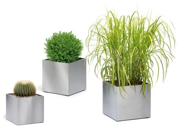 Custom Large Corten Steel Planters with Wooden Bench Seats
Custom Large Corten Steel Planters with Wooden Bench Seats