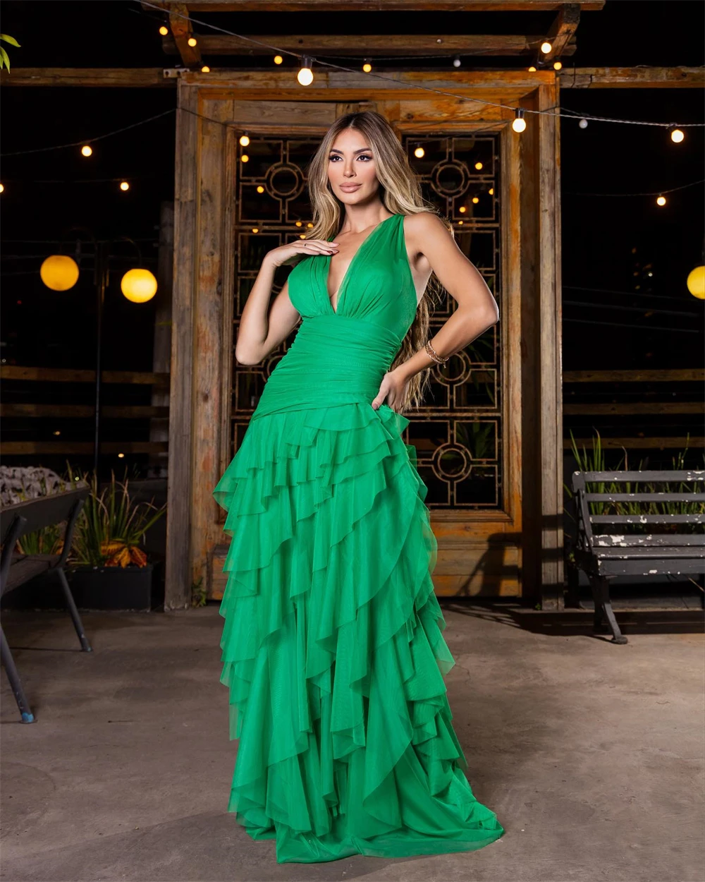Customized FashionGreen Tulle Evening Dress V-Neck Cap Sleeve Sleeveless Party Dress Sexy Bespoke Occasion Gowns See
Customized FashionGreen Tulle Evening Dress V-Neck Cap Sleeve Sleeveless Party Dress Sexy Bespoke Occasion Gowns See