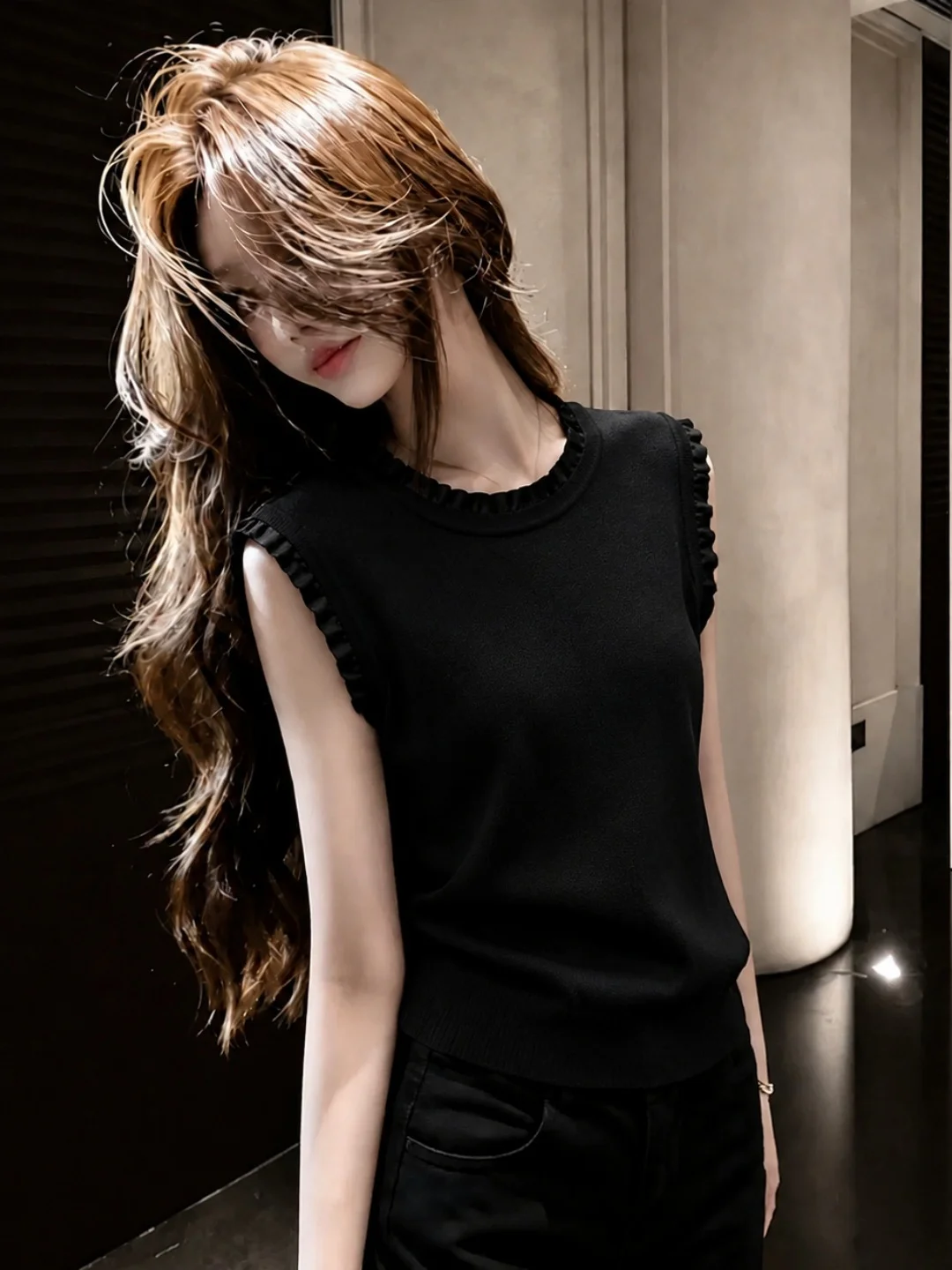 Summer Gentle Style Comfortable Sleeveless Vest Wooden Simple Match All Seasons Korean Version Small Shirt Flower Cardi
Summer Gentle Style Comfortable Sleeveless Vest Wooden Simple Match All Seasons Korean Version Small Shirt Flower Cardi