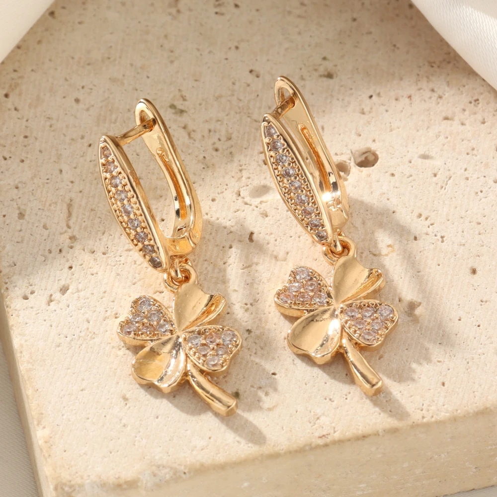 Four Leaf Flowers Shape Dangle Earrings for Women 2025 New Fashion Golden Drop Earring Zirconia Jewelry Wedding Party Accessorie
Four Leaf Flowers Shape Dangle Earrings for Women 2025 New Fashion Golden Drop Earring Zirconia Jewelry Wedding Party Accessorie