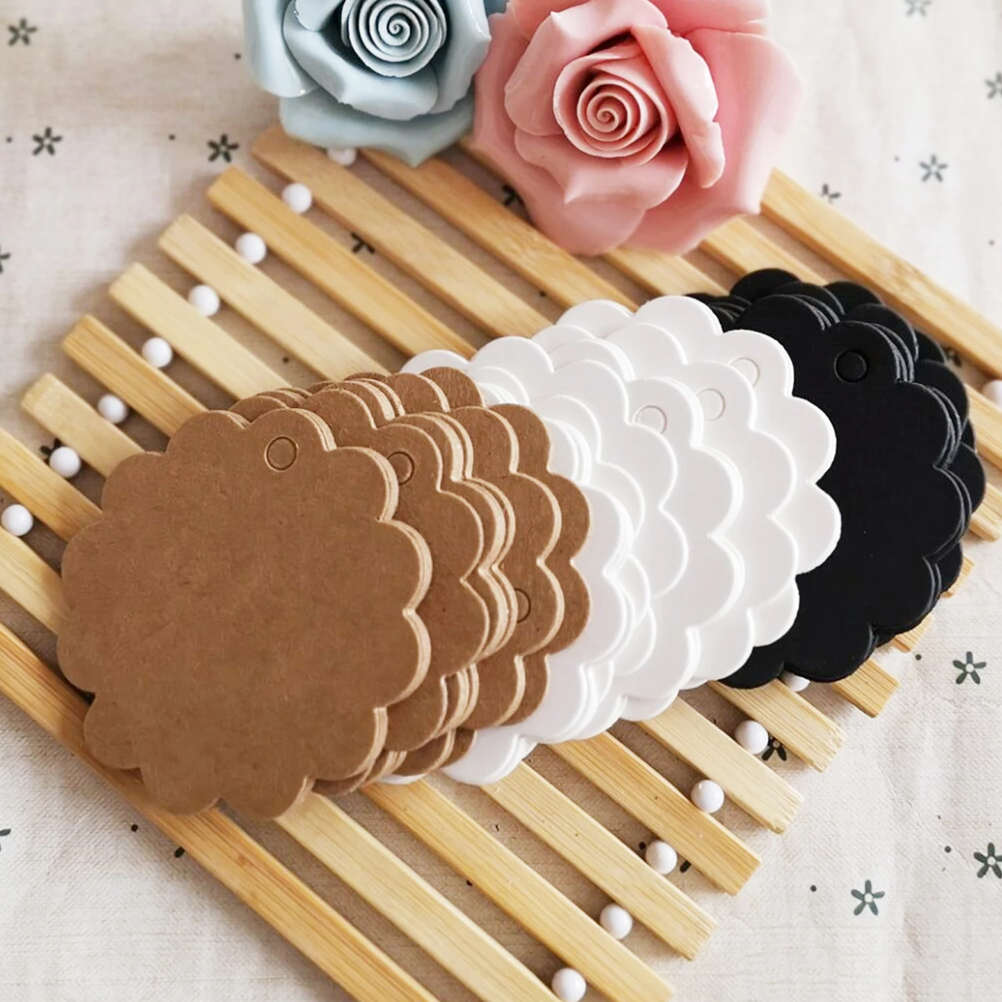 50pcs Kraft Paper Cards Flower Love Heart Paper Tag Labels Hang Tags Blank for Jewelry Packaging DIY Wedding Party Gift Decor
50pcs Kraft Paper Cards Flower Love Heart Paper Tag Labels Hang Tags Blank for Jewelry Packaging DIY Wedding Party Gift Decor