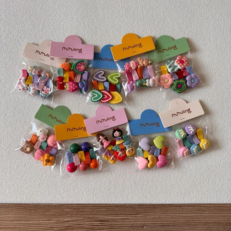 Korean version hairpin cartoon princess all-inclusive edge clip cute fruit love combination headgear
Korean version hairpin cartoon princess all-inclusive edge clip cute fruit love combination headgear