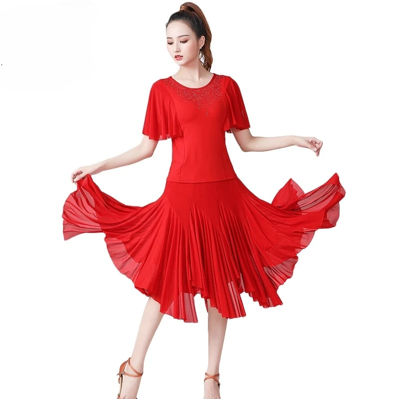 customized women's adult Latin dance dress ballroom dance dress performance suit trumpet sleeves modern dance practice skirt
customized women's adult Latin dance dress ballroom dance dress performance suit trumpet sleeves modern dance practice skirt