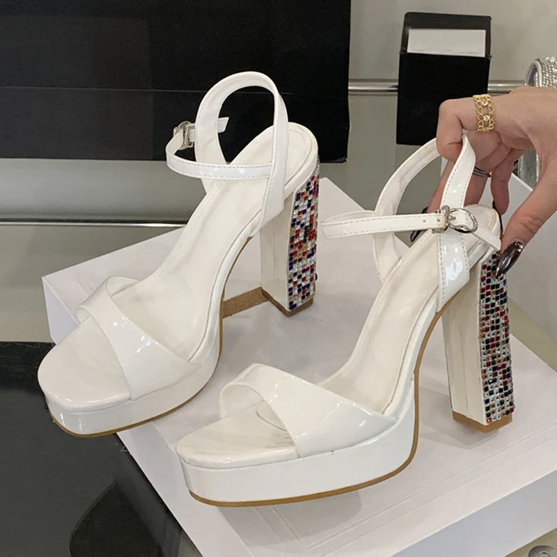 Liyke Designer Patent Leather Platform Sandals Women Summer Fashion Colour Crystal Rhinestone Square High Heels Party Prom Shoes 
Liyke Designer Patent Leather Platform Sandals Women Summer Fashion Colour Crystal Rhinestone Square High Heels Party Prom Shoes