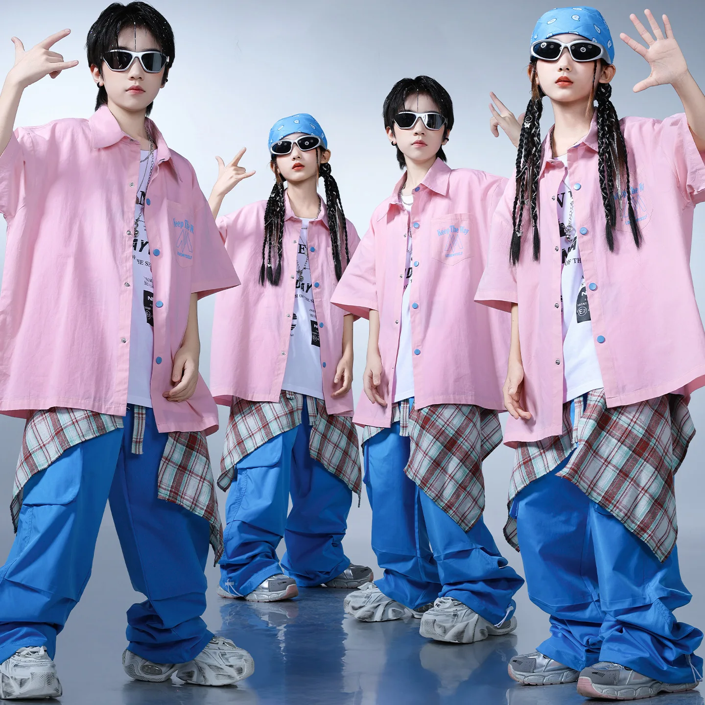 Kid Kpop Hip Hop Clothing Pink Short Sleeve Shirt Blue Casual Parachute Cargo Pants for Girl Boy Street Dance Costumes Clothes
Kid Kpop Hip Hop Clothing Pink Short Sleeve Shirt Blue Casual Parachute Cargo Pants for Girl Boy Street Dance Costumes Clothes