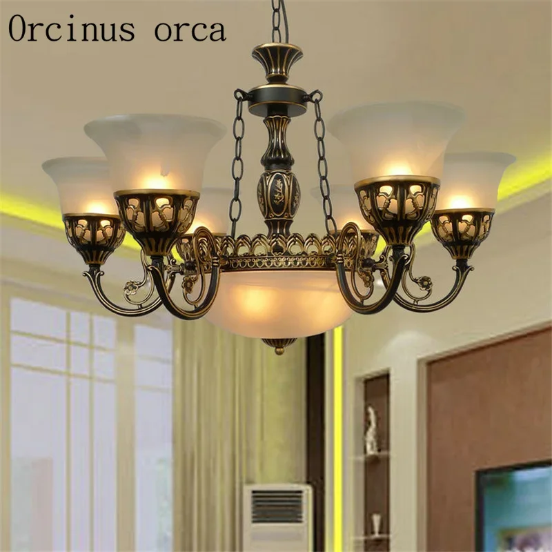 American style chandeliers dining room living room bedroom simple European style retro wrought iron branch shaped lamp
American style chandeliers dining room living room bedroom simple European style retro wrought iron branch shaped lamp