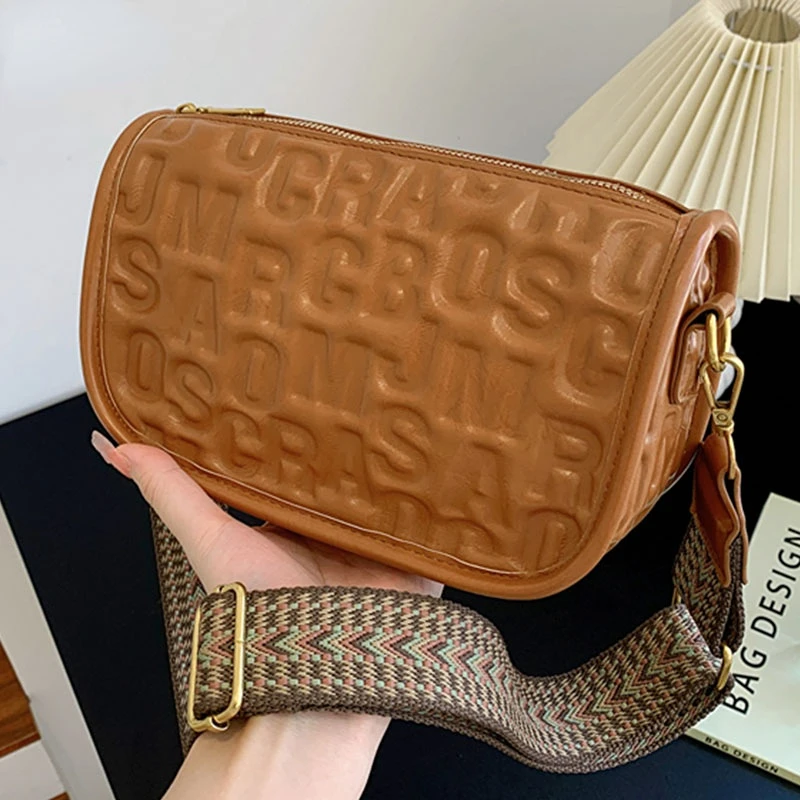 Женская сумка, новые трендовые сумки, модные сумки, женская сумка через плечо, дизайнерские классические сумки на плечо, женская сумка-мессенджер из искусственной кожи
Женская сумка, новые трендовые сумки, модные сумки, женская сумка через плечо, дизайнерские классические сумки на плечо, женская сумка-мессенджер из искусственной кожи