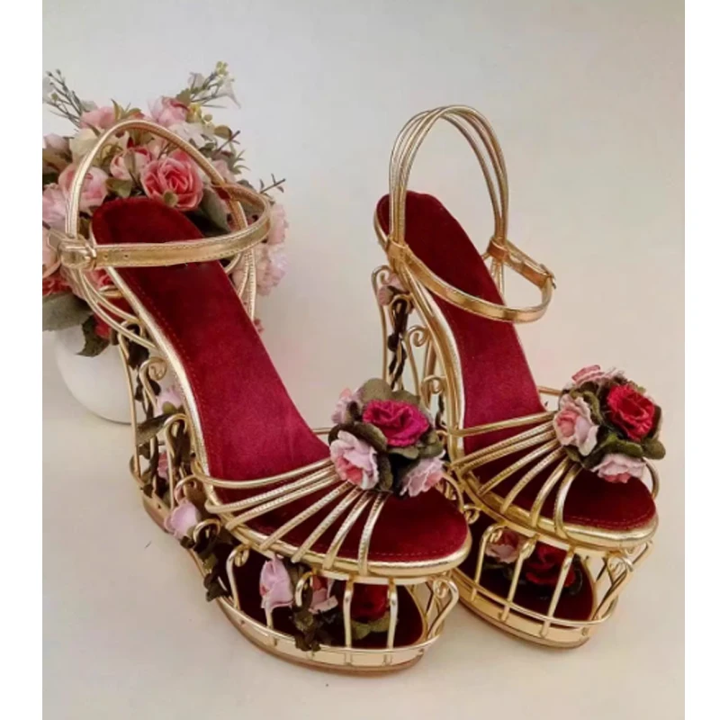 Birdcage Rose Hollow Platform Garden House Wedge Sandals Woman Summer 2025 Flowers Thick Sole Open Toe Buckle High Heel Shoes
Birdcage Rose Hollow Platform Garden House Wedge Sandals Woman Summer 2025 Flowers Thick Sole Open Toe Buckle High Heel Shoes