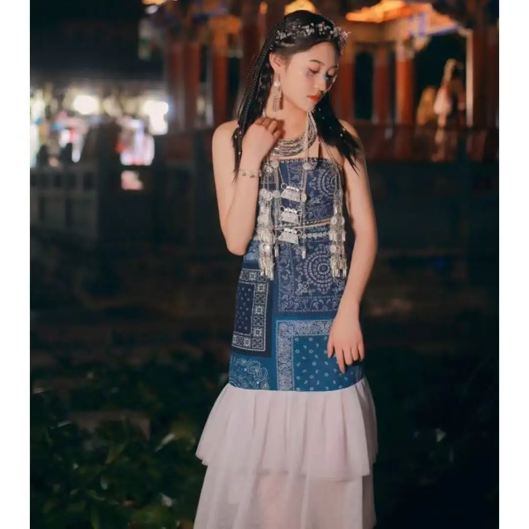 Summer Hmong Costume Women's Upgraded Sleeveless Ethnic Minority Traditional Hanfu Beach Party Dance Skirts National Miao Hmong
Summer Hmong Costume Women's Upgraded Sleeveless Ethnic Minority Traditional Hanfu Beach Party Dance Skirts National Miao Hmong