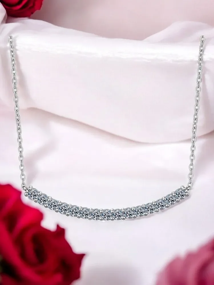 925 Sterling Silver Moissanite Fashion Pendant All Diamond Neck Chain Necklaces GRA Certified
925 Sterling Silver Moissanite Fashion Pendant All Diamond Neck Chain Necklaces GRA Certified