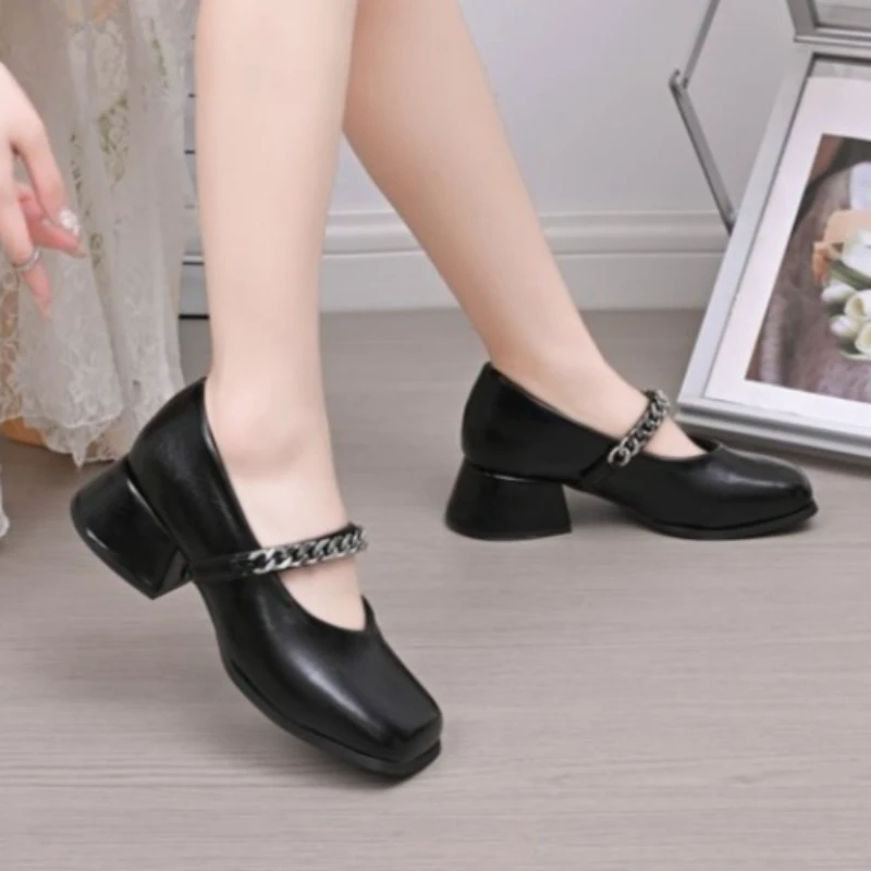 Shoes with Chain Decor Spring Autumn Square Toe VintagePumps for Women's Elegant Dress Shoes
Shoes with Chain Decor Spring Autumn Square Toe VintagePumps for Women's Elegant Dress Shoes