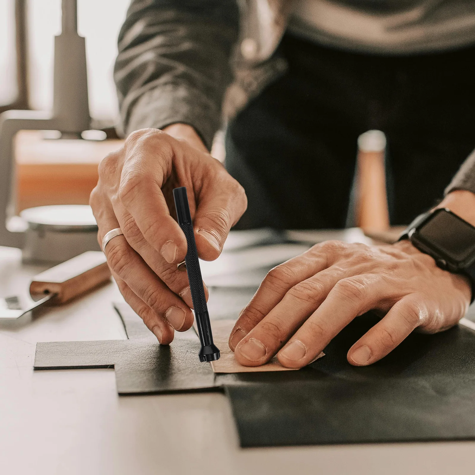 6Pcs Craft Kit with Comprehensive Stamping Tools for DIY Embossing Carving and Punching Goods At Home
6Pcs Craft Kit with Comprehensive Stamping Tools for DIY Embossing Carving and Punching Goods At Home