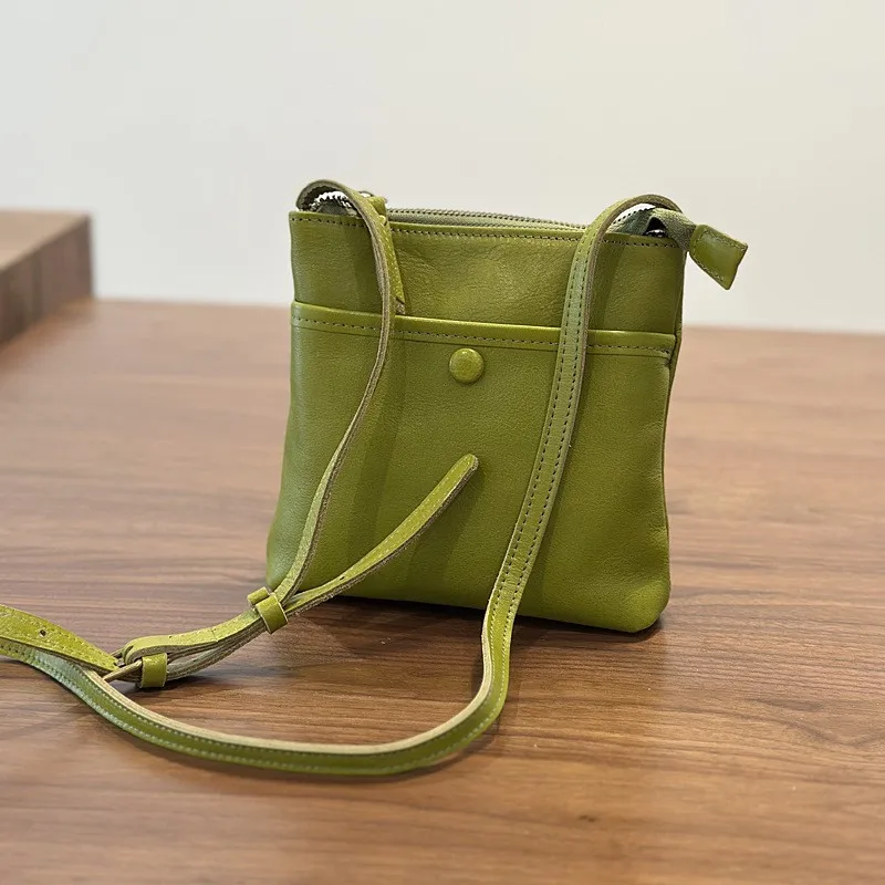 Johnature 2025 Summer New Small Bag Casual Mini Genuine Leather Phone Bag Versatile Women's Shoulder Crossbody Bags
Johnature 2025 Summer New Small Bag Casual Mini Genuine Leather Phone Bag Versatile Women's Shoulder Crossbody Bags
