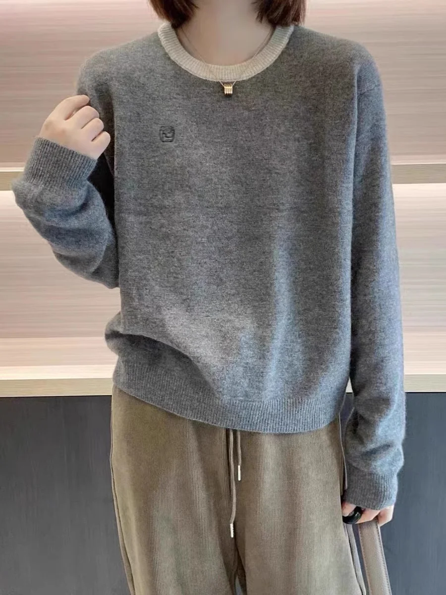Autumn Loose Fit Women's Knitted Sweater Color Block Base Layer Shirt Vintage Style Button Detail Long Sleeve round Neck Top
Autumn Loose Fit Women's Knitted Sweater Color Block Base Layer Shirt Vintage Style Button Detail Long Sleeve round Neck Top