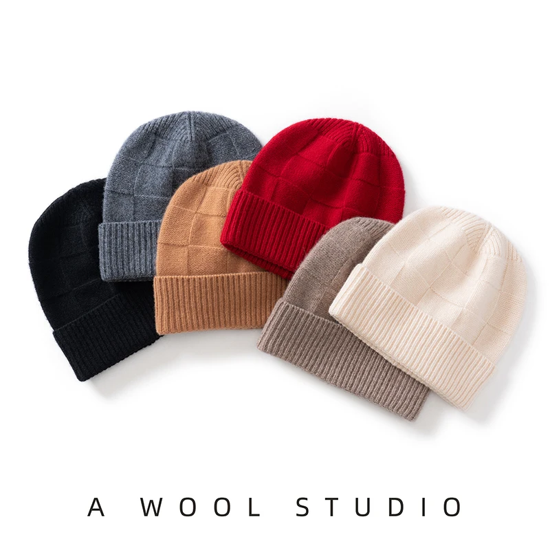 In Winter, The New 100% Pure Wool Knitted Padded Soft Warm Hat For Men And Women's Fashion Design Leisure Padded High Quality Wo
In Winter, The New 100% Pure Wool Knitted Padded Soft Warm Hat For Men And Women's Fashion Design Leisure Padded High Quality Wo
