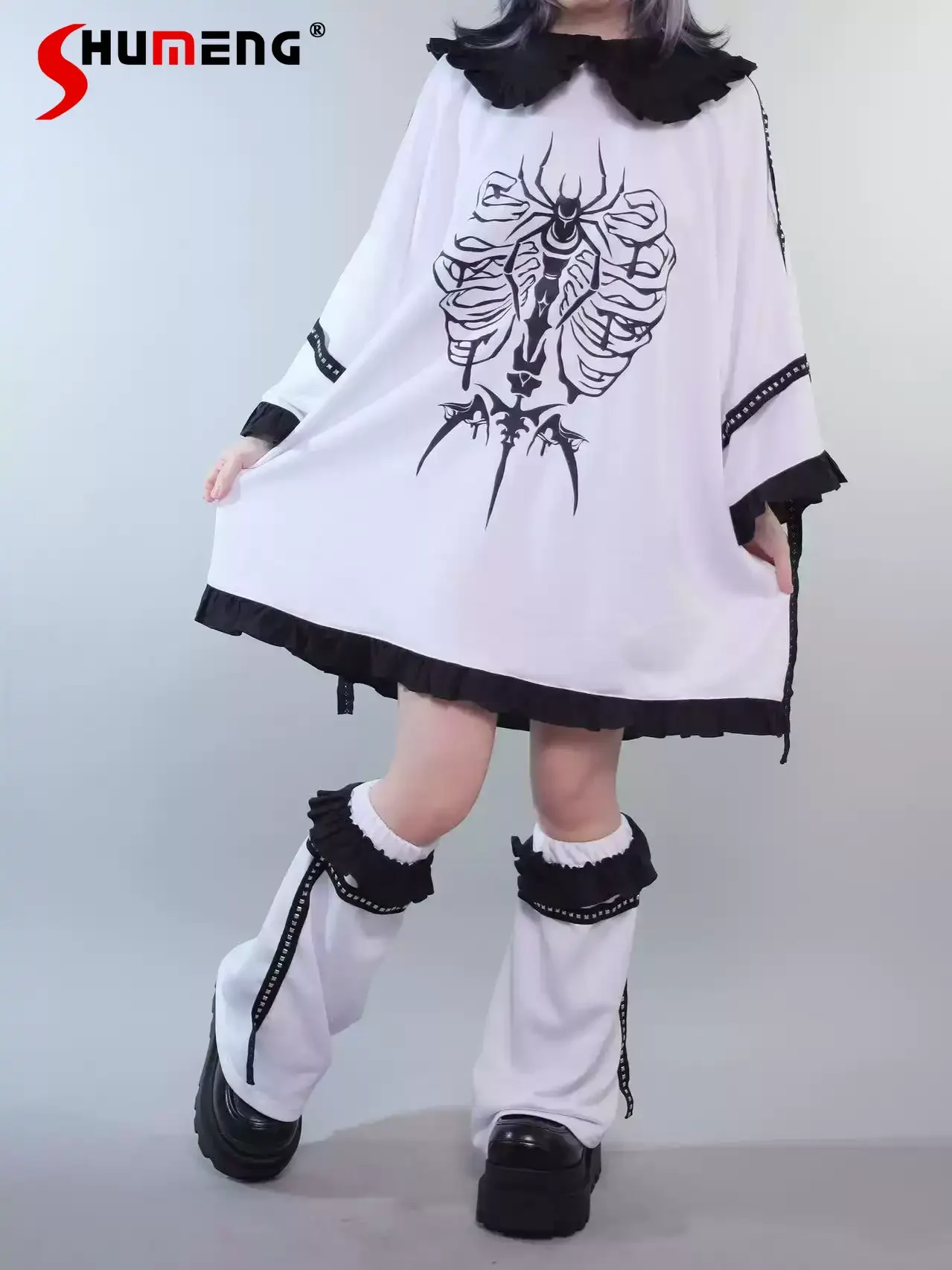 Original Japanese Dark Gothic Subculture Oversized Tops Splicing Doll Collar Short Sleeved Loose Casual Versatile T-shirt Women
Original Japanese Dark Gothic Subculture Oversized Tops Splicing Doll Collar Short Sleeved Loose Casual Versatile T-shirt Women