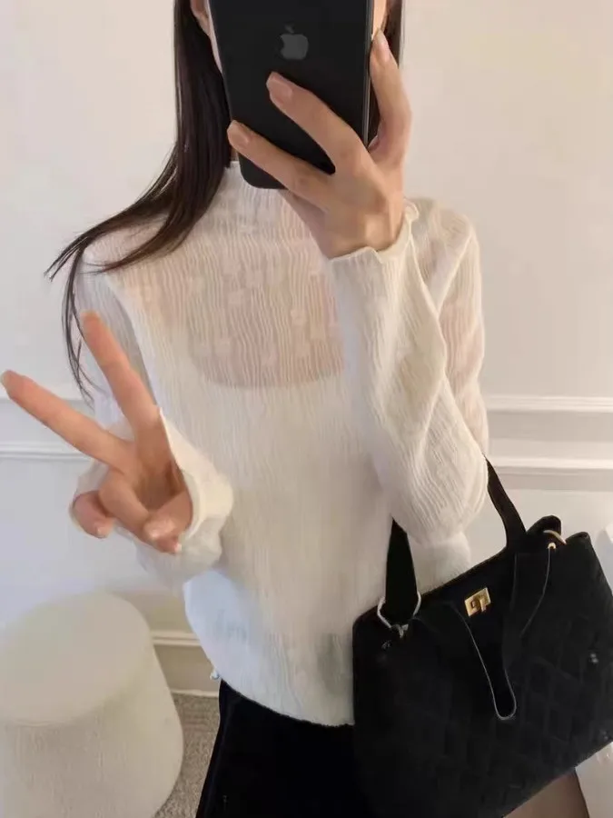 French Sle Lace Trim Base irt Women's Faionable Layering White Top Bla Sweater Autumn Winter New Arrival Polyester Fiber
French Sle Lace Trim Base irt Women's Faionable Layering White Top Bla Sweater Autumn Winter New Arrival Polyester Fiber