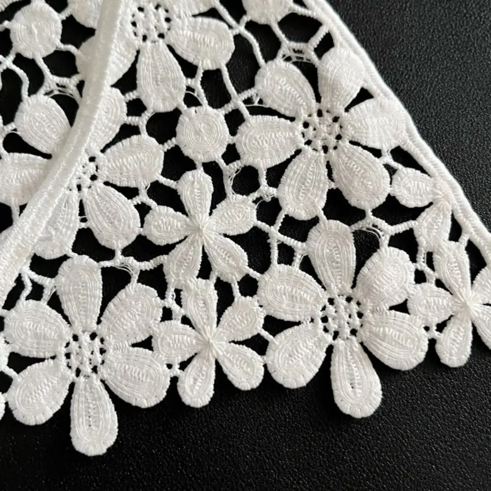 Trendy Lace Trim Fart Curtain Slim Fit Hollowed-out Hip Curtain Y2K Apron Wrap Skirt Summer
Trendy Lace Trim Fart Curtain Slim Fit Hollowed-out Hip Curtain Y2K Apron Wrap Skirt Summer