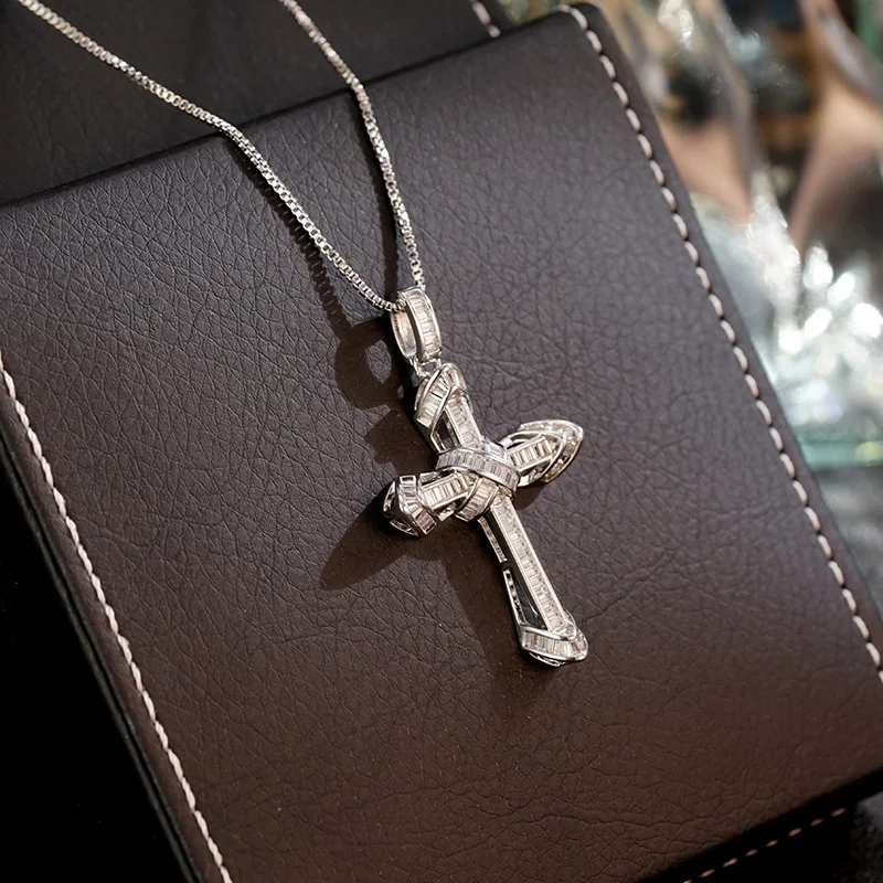 Vintage fashion classic 18K cross pendant with Mosan diamond pendant necklace for women‘s girl party gift jewlry whosale
Vintage fashion classic 18K cross pendant with Mosan diamond pendant necklace for women‘s girl party gift jewlry whosale