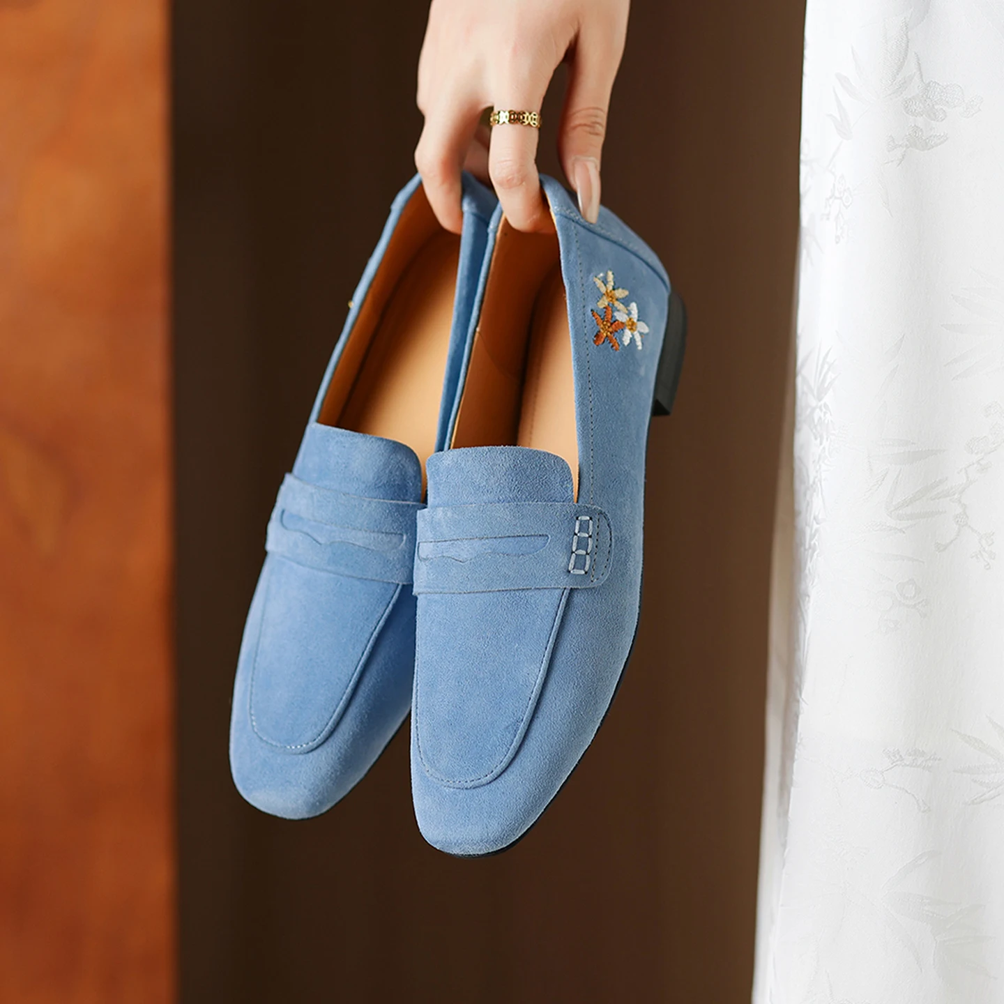  Handmade Genuine Leather Sheepskin Suede Women Loafers,Fashion Casual Dress Shoes,Business Suit Women Shoes
Handmade Genuine Leather Sheepskin Suede Women Loafers,Fashion Casual Dress Shoes,Business Suit Women Shoes