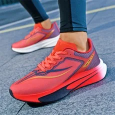 Новые легкие кроссовки 2026 года с мягкой подошвой и карбоновыми пластинами, светящиеся, для пар, женские кроссовки
Новые легкие кроссовки 2026 года с мягкой подошвой и карбоновыми пластинами, светящиеся, для пар, женские кроссовки