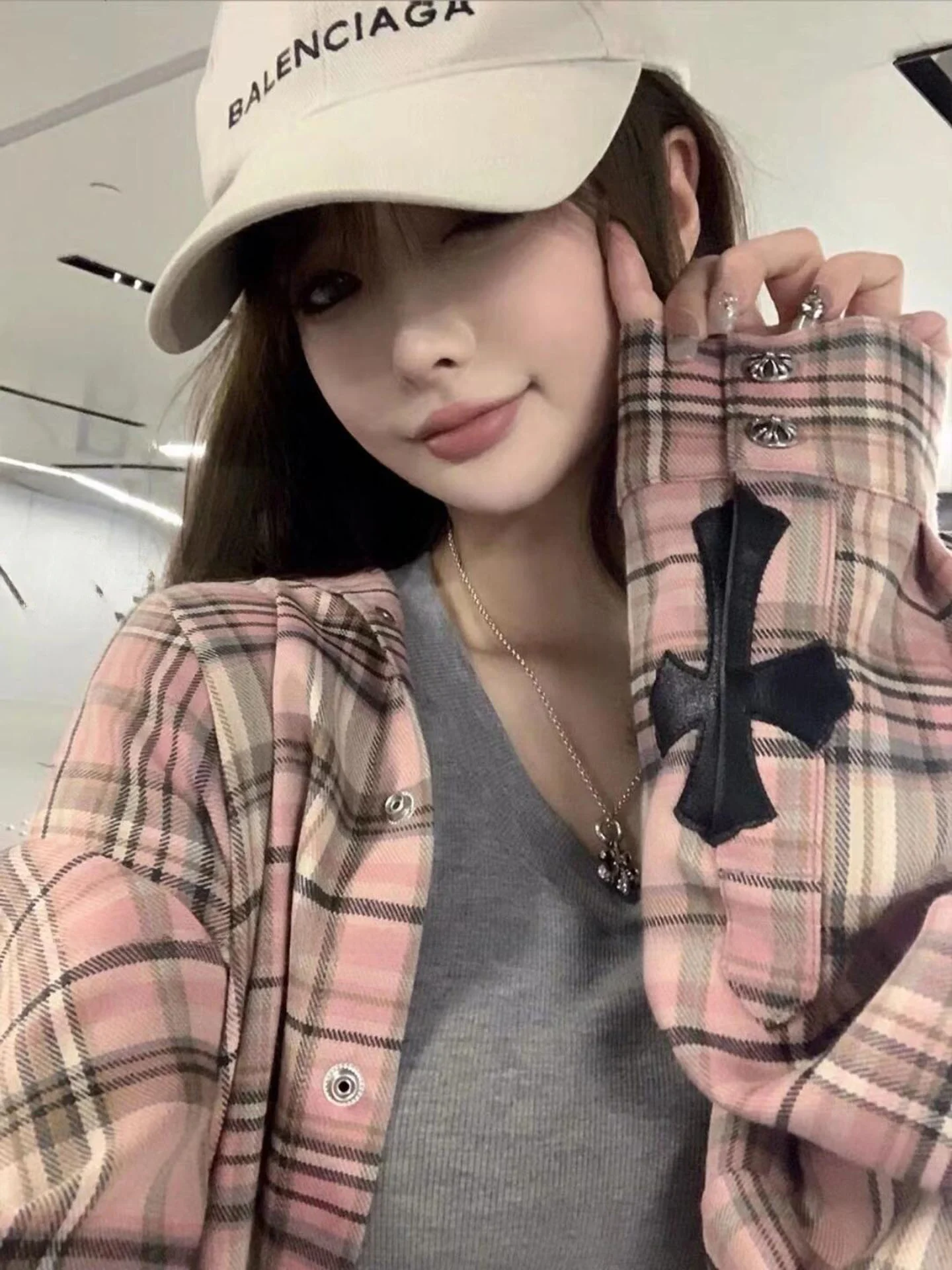 Pink Plaid Loose Long Sleeve Shirt Design Sensation Spring Cross Design Commute Style Women's Premium Quality Top
Pink Plaid Loose Long Sleeve Shirt Design Sensation Spring Cross Design Commute Style Women's Premium Quality Top