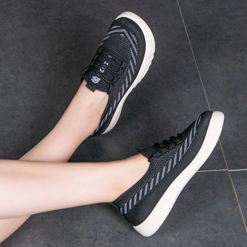 2026 Spring Autumn New Casual Shoes Soft Sole Slip on Breathable Wide Width Canvas Shoes
2026 Spring Autumn New Casual Shoes Soft Sole Slip on Breathable Wide Width Canvas Shoes