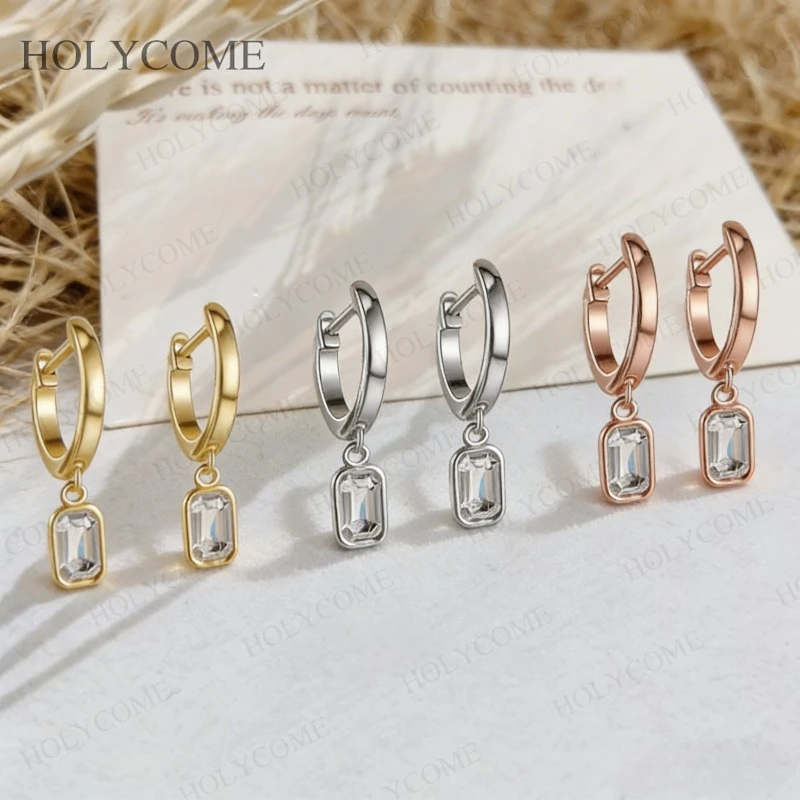 Emerald Stud Earrings Moissanite Gemstone 1-2CT D Color VVS1 925 Sterling Silver Gold Plated For Christmas Party Jewelry Gifts
Emerald Stud Earrings Moissanite Gemstone 1-2CT D Color VVS1 925 Sterling Silver Gold Plated For Christmas Party Jewelry Gifts