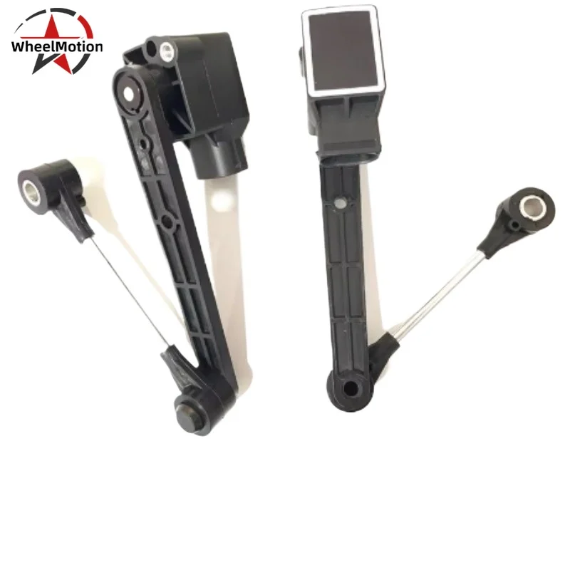 LR 032106 RQH 100030 2 шт. задняя пневматическая подвеска левый + правый датчик высоты для Land Rover Discovery 2 Mk2 mk3 TD5 и V8 L322 1999-2004
LR 032106 RQH 100030 2 шт. задняя пневматическая подвеска левый + правый датчик высоты для Land Rover Discovery 2 Mk2 mk3 TD5 и V8 L322 1999-2004