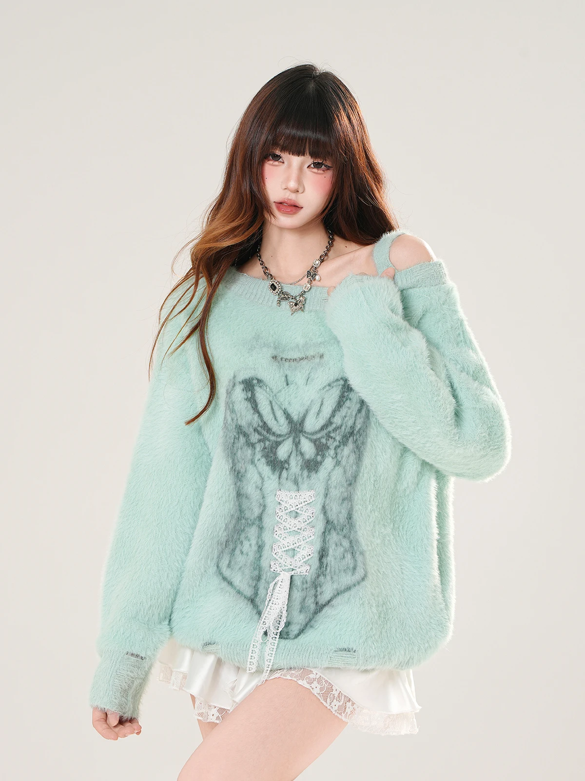 Комплект Zhu eng Meng Die Свободный крой Long Sve круглый вязаный свитер с мультяшным анимационным узором, смесь полиэстера
Комплект Zhu eng Meng Die Свободный крой Long Sve круглый вязаный свитер с мультяшным анимационным узором, смесь полиэстера