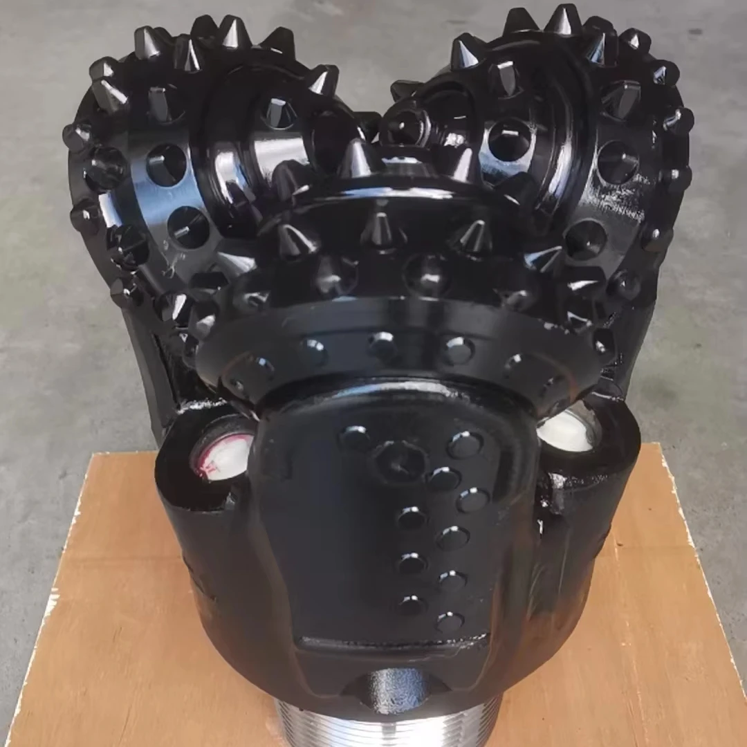 Отличный материал 9-7-8 Ricone Bit Роликовый конус Буровое сверло Роликовые конусы Резак
Отличный материал 9-7-8 Ricone Bit Роликовый конус Буровое сверло Роликовые конусы Резак