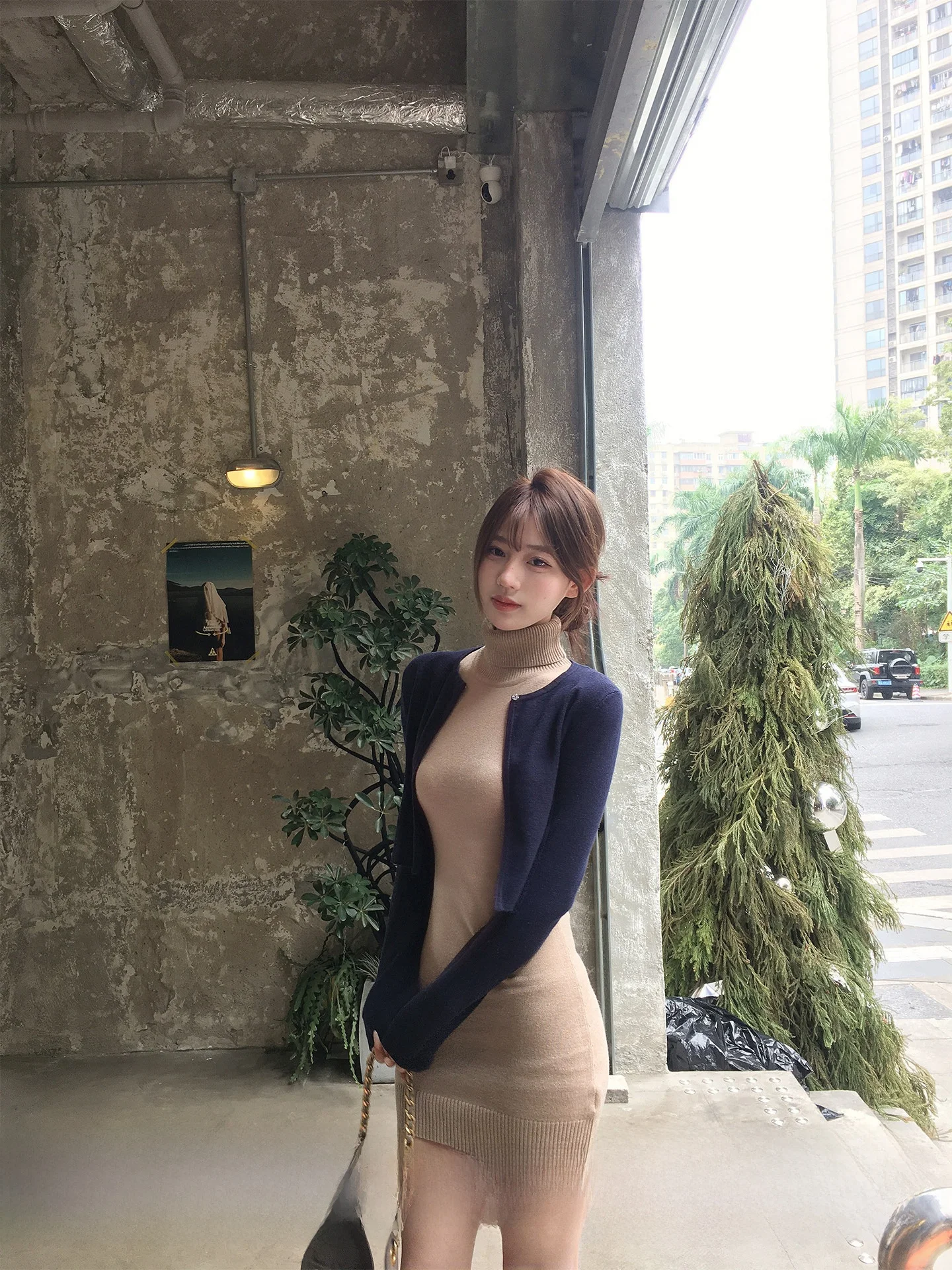 Slim Fit ort Knitted Sweater Cardigan Women's Spring New Sle Ultra ular Age Reduction Top Commute Sle Korean Version
Slim Fit ort Knitted Sweater Cardigan Women's Spring New Sle Ultra ular Age Reduction Top Commute Sle Korean Version