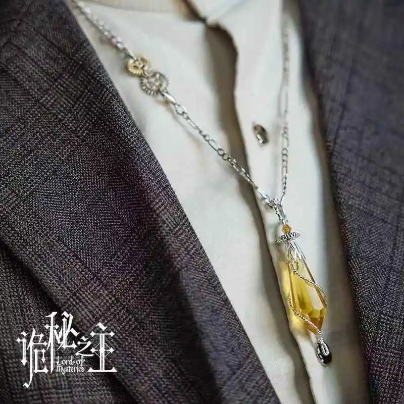 Collaboration limited edition mysterious master x Steam Continent Klein series spiri tcrystal pendants necklace sweet and cool
Collaboration limited edition mysterious master x Steam Continent Klein series spiri tcrystal pendants necklace sweet and cool