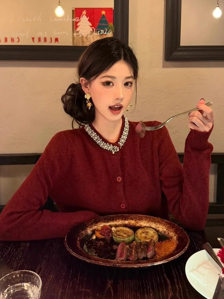 Unique Beautiful Red Knitted Open Cardigan Women's Autumn Winter Fashion Elegant Special Diamond Embedded Sweater Jacket Top
Unique Beautiful Red Knitted Open Cardigan Women's Autumn Winter Fashion Elegant Special Diamond Embedded Sweater Jacket Top