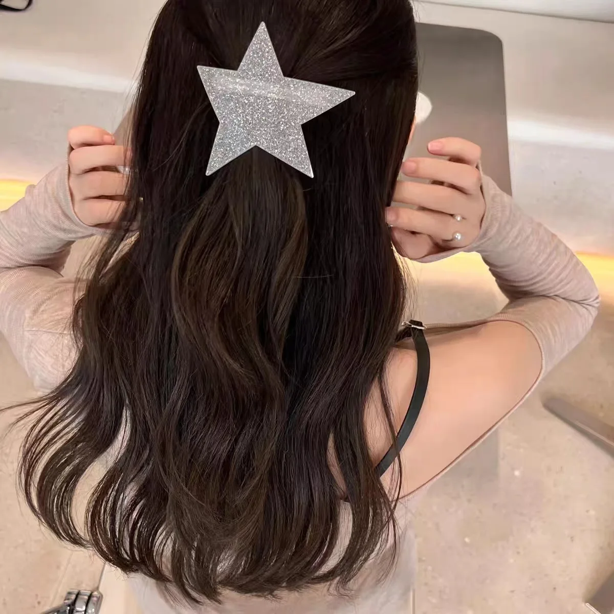 1 Pcs Women's Hair Pin Pentagram Shiny High-quality Acetate Hair Accessories For Girl Y2K Sweet Cool Kawaii Versatile Hair Clips
1 Pcs Women's Hair Pin Pentagram Shiny High-quality Acetate Hair Accessories For Girl Y2K Sweet Cool Kawaii Versatile Hair Clips