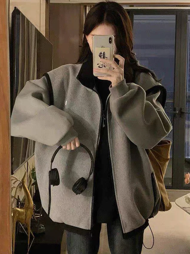 plus Size Women's Casual Fleece Lined Sweatshirt Jacket Oversized Patchwork Color Block Winter Outerwear Thick Polyester
plus Size Women's Casual Fleece Lined Sweatshirt Jacket Oversized Patchwork Color Block Winter Outerwear Thick Polyester