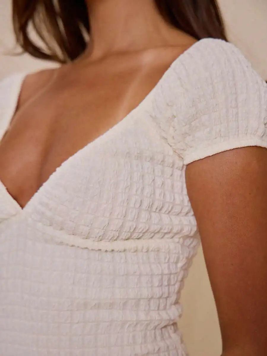 Women White Smocked Mini Dress V Neck Short Sleeve Sexy Summer Beach Holiday Party Outfit
Women White Smocked Mini Dress V Neck Short Sleeve Sexy Summer Beach Holiday Party Outfit