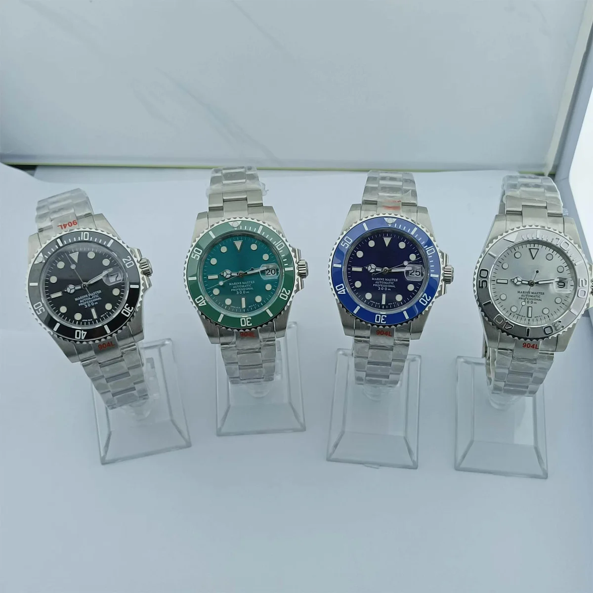 NH35 40mm case NH35 watch dial 28.5mm green luminous sapphire glass stainless steel case suitable for NH35 movement
NH35 40mm case NH35 watch dial 28.5mm green luminous sapphire glass stainless steel case suitable for NH35 movement