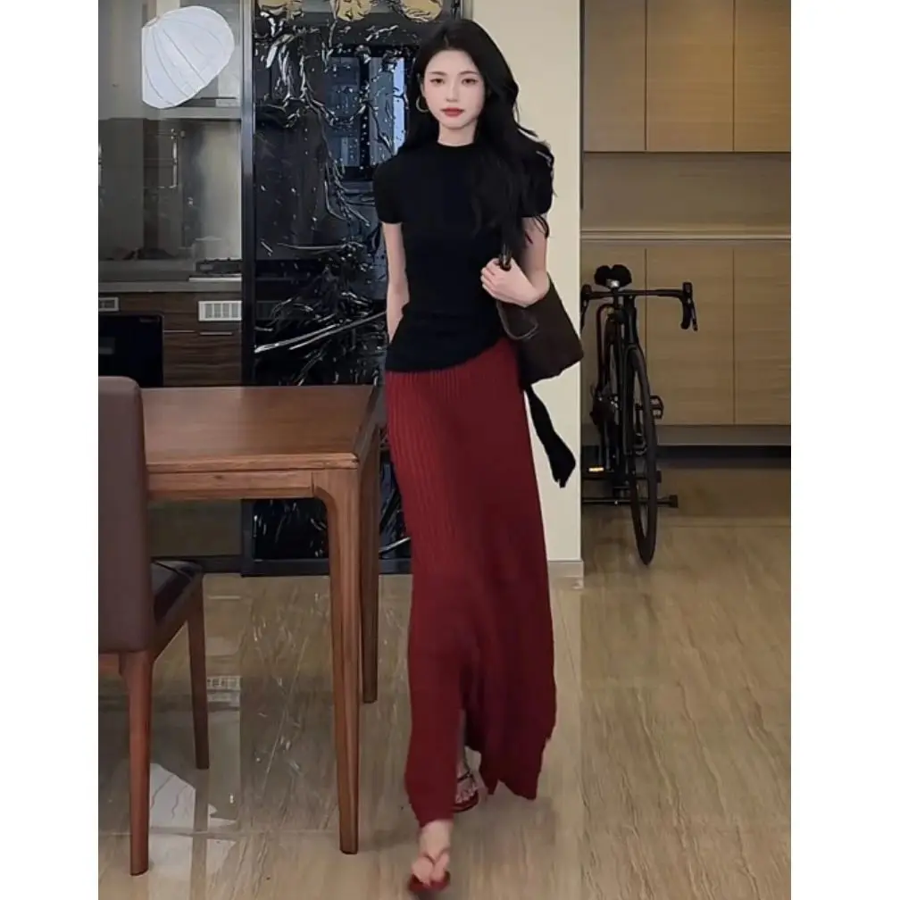 Spring 2025 Slimming Versatile Knitted T-irt Dr Set High End Faion ular Clete Outfit Polyester Fiber ort Sv...
Spring 2025 Slimming Versatile Knitted T-irt Dr Set High End Faion ular Clete Outfit Polyester Fiber ort Sv...