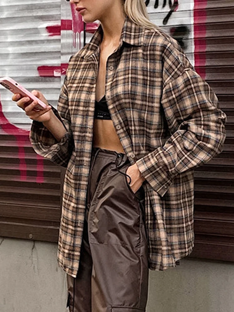 Vintage Plaid Shirt Women Spring Autumn Long Sleeve Top Female Casual Fashion Blouse Ladies Loose Turn Down Collar Check Shirts
Vintage Plaid Shirt Women Spring Autumn Long Sleeve Top Female Casual Fashion Blouse Ladies Loose Turn Down Collar Check Shirts