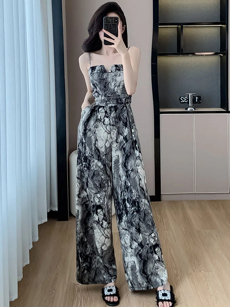 2025 New Summer Elegant Ink Painting Print Jumpsuits For Women Sexy Spaghetti Strap Female Slim High Waist Wide Leg Rompers
2025 New Summer Elegant Ink Painting Print Jumpsuits For Women Sexy Spaghetti Strap Female Slim High Waist Wide Leg Rompers