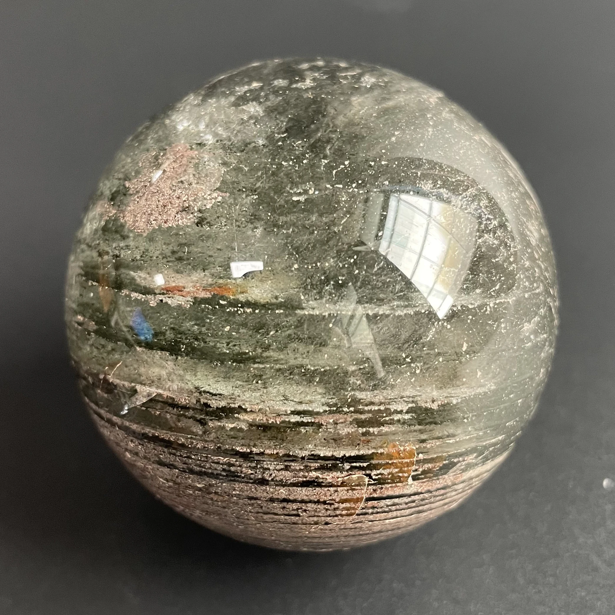 247g Natural Crystal Ball Green Phantom Decoration Polished Quartz Sphere Reiki Healing Z130
247g Natural Crystal Ball Green Phantom Decoration Polished Quartz Sphere Reiki Healing Z130