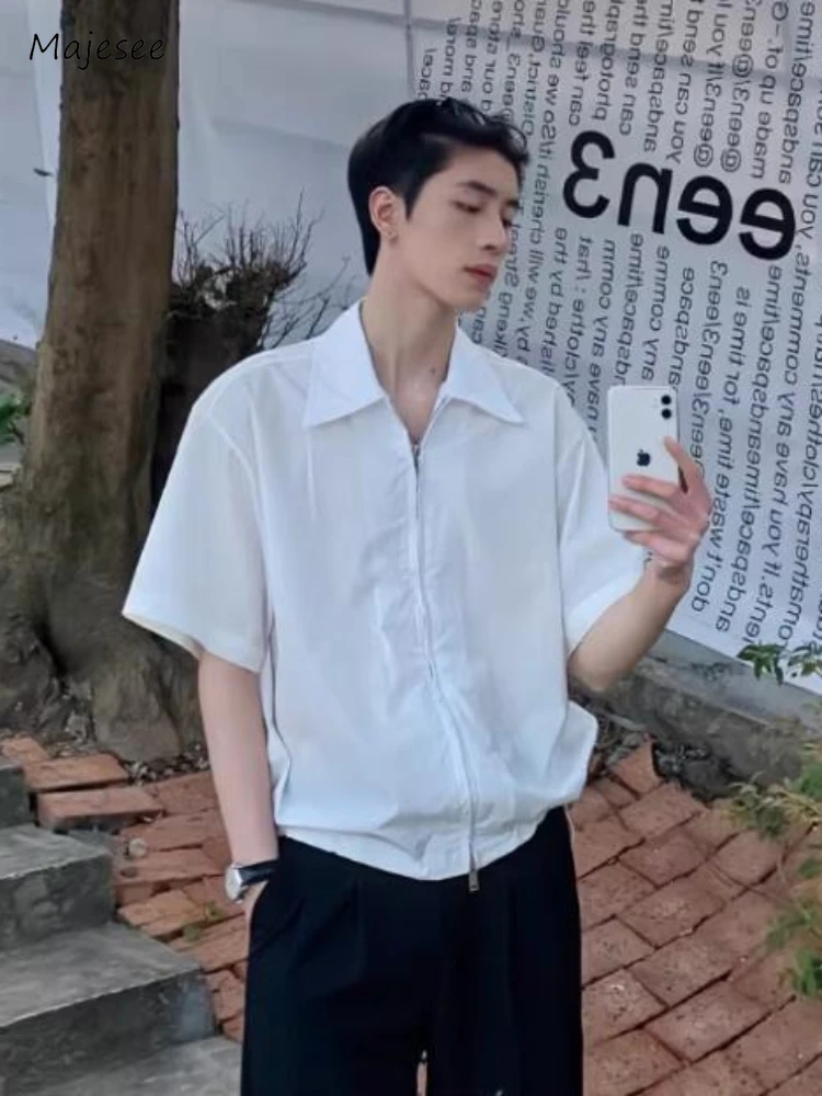 Men Shirts Korean Commuting Style Daily Leisure Breathable Handsome Streetwear Cool Half Sleeve All-match Pure Color Chic Zip Up
Men Shirts Korean Commuting Style Daily Leisure Breathable Handsome Streetwear Cool Half Sleeve All-match Pure Color Chic Zip Up